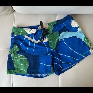 Patagonia surf shorts size small women’s 4